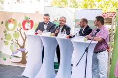 őszi almafogyasztást ösztönző kampány, Budapest - Nagy István agrárminiszter