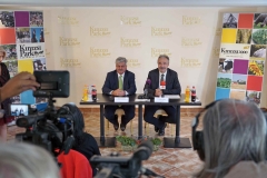 Nagy István agrárminiszter Fábiánsebestyénben,  Kinizsi 2000 Mezőgazdasági Zrt. koferencia