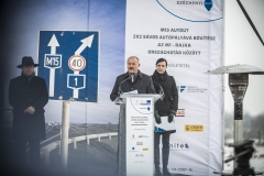 Kiss Vince polgármester, M15-ös úr bővítése, alapkőletétel