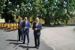 Nagy István agrárminiszter Bábolnán, a magyar V4-elnökség záró agrárminiszteri találkozóján