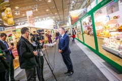 Nemzetközi-Zöld-Hét-Brrlin-bejárás-Nagy-István-miniszter-8